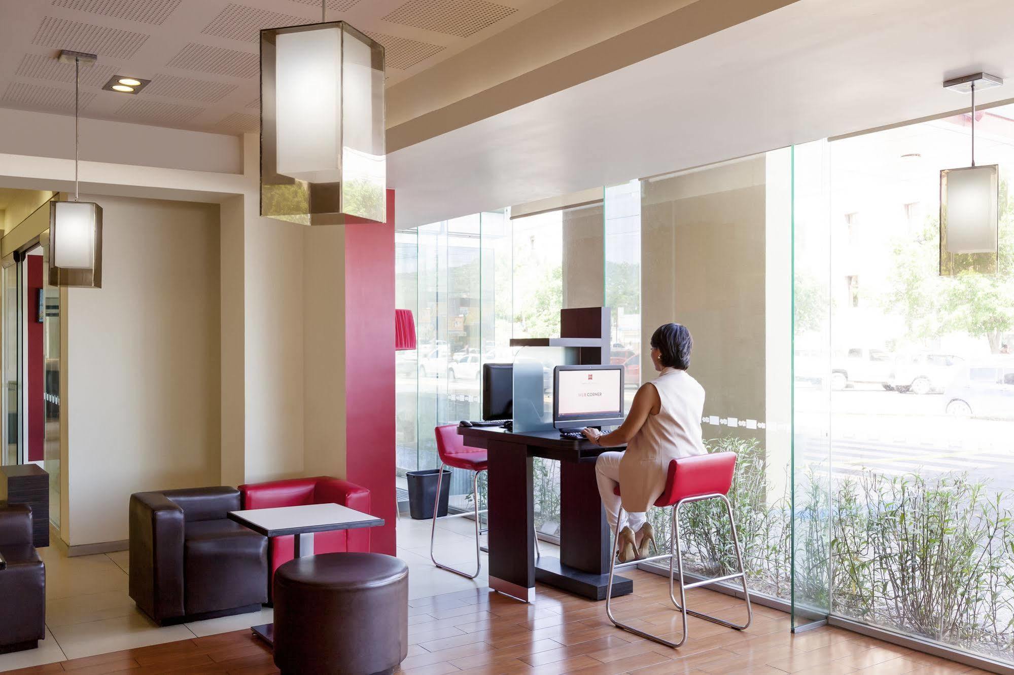 Ibis Hermosillo Exterior photo